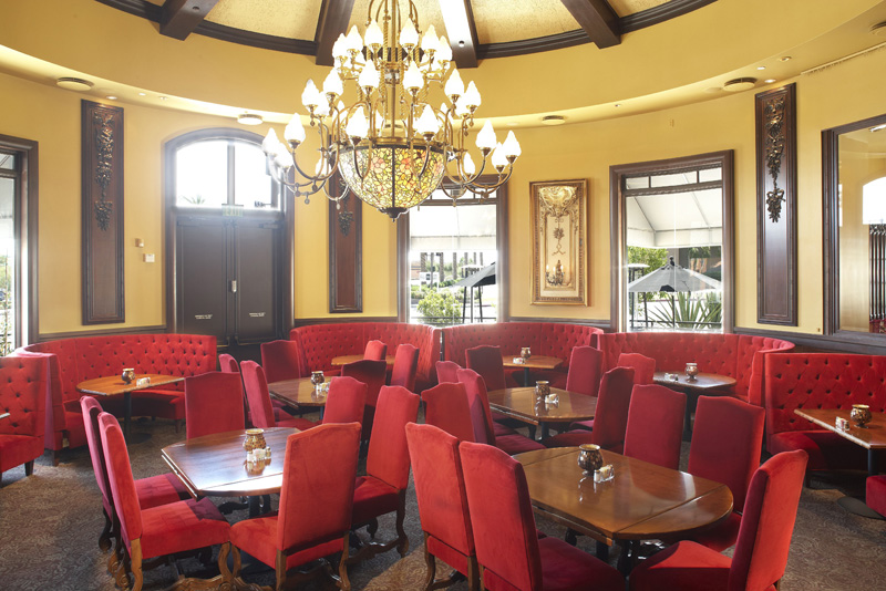 Rancho Mirage Old Spaghetti Factory dining room
