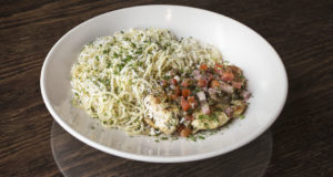 plate of The Old Spaghetti Factory's chicken piccata